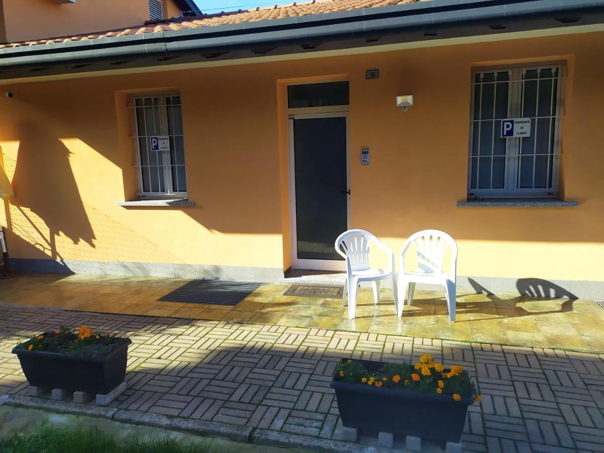 La Quiete Hotel Senna Comasco Exterior foto